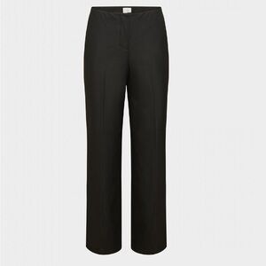 ARITZIA NWT Ensemble Pant